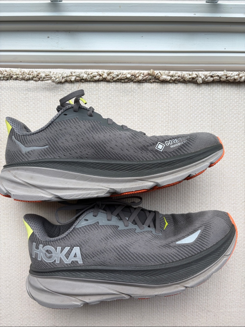 Hoka One One Men's Gray Running Shoes with Neon Lime Accents - Picture 3 of 8